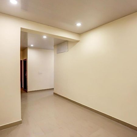 Collection O Sr Inn Awas Vikas Kanpur Luaran gambar