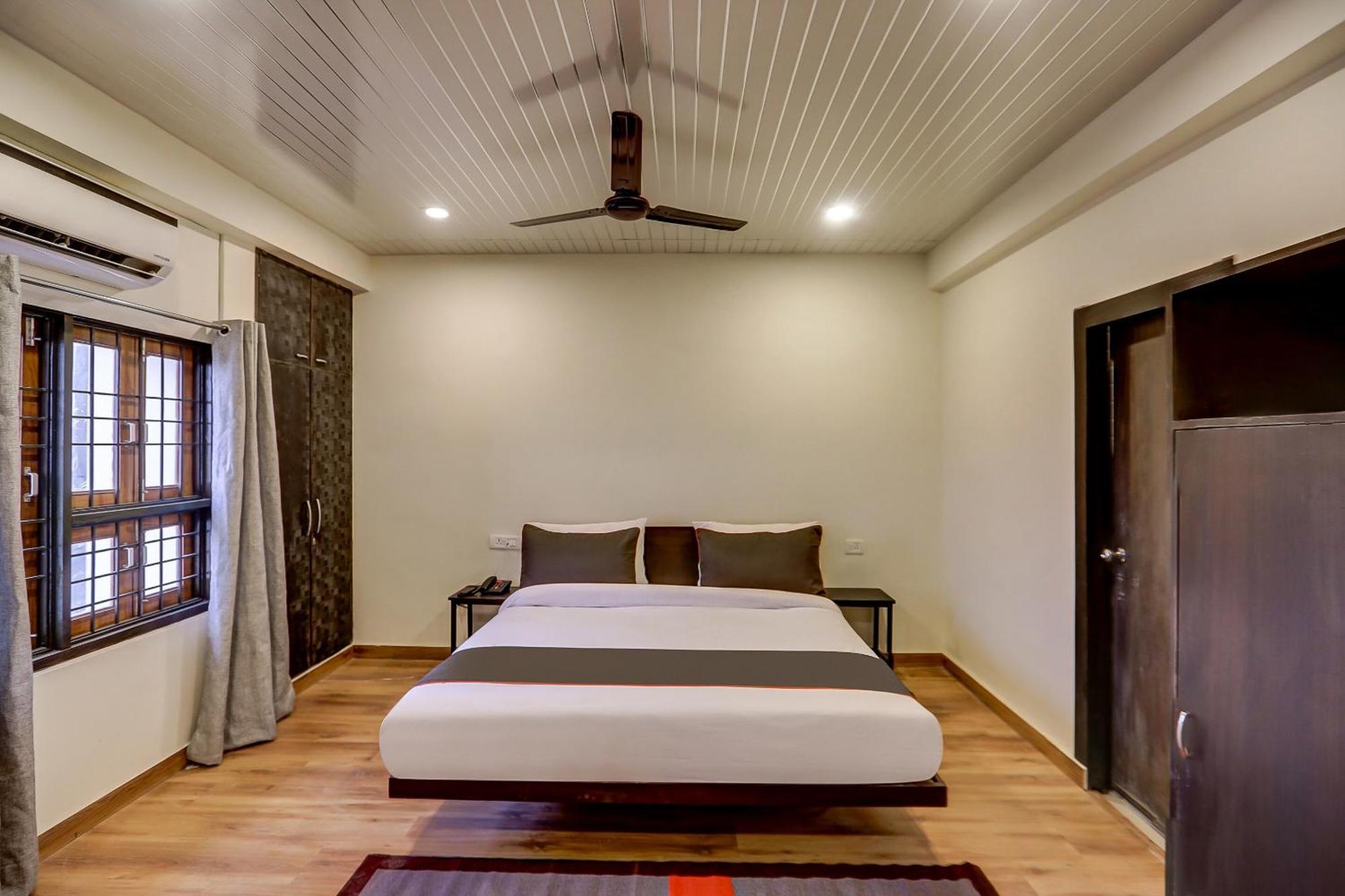 Collection O Sr Inn Awas Vikas Kanpur Luaran gambar